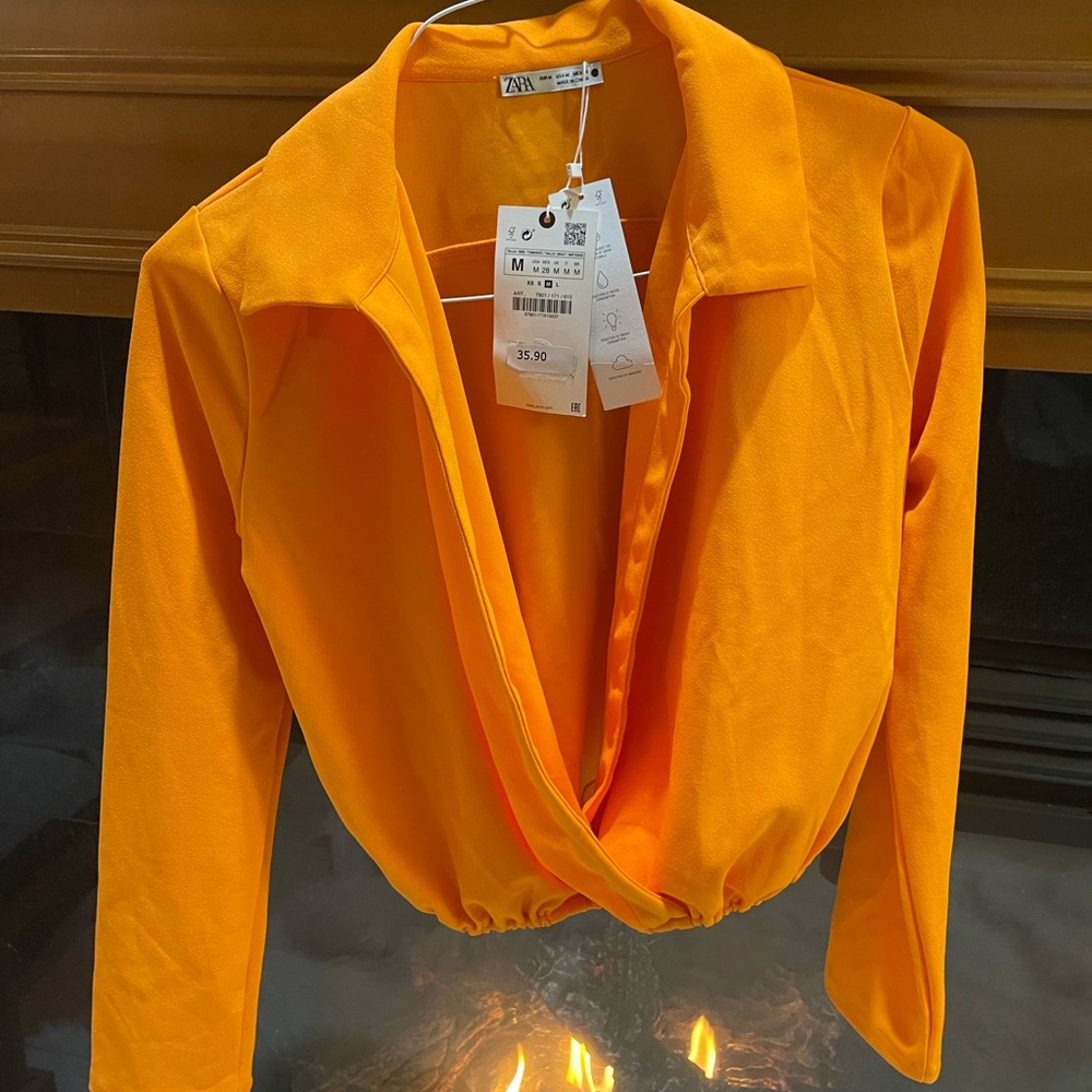 Zara Women's Vibrant Orange Blouse - Brans New